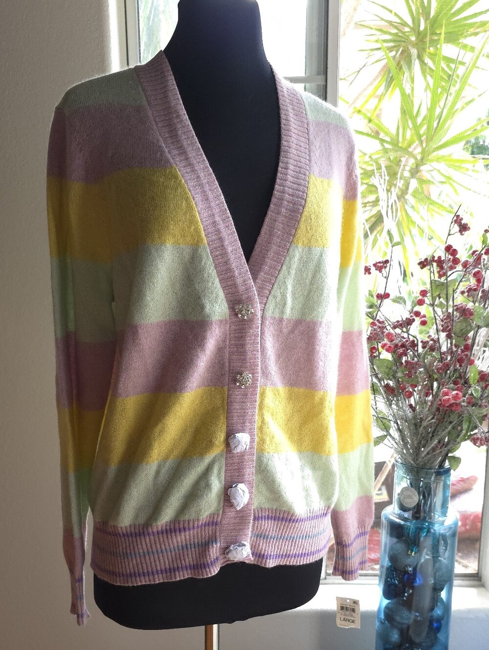 🍒NWT🍒 CASHMERE PASTEL CARDIGAN